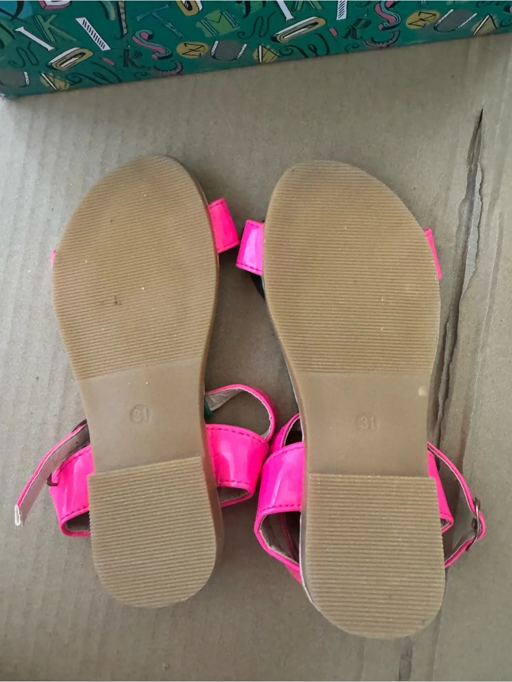 Girls' Pink Green Heart & Bee Sandals
